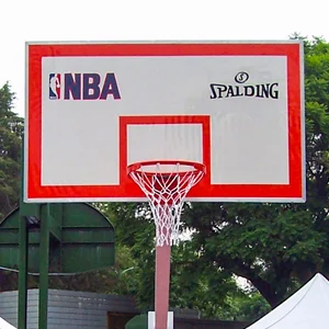 tablero de basquetbol con diseño